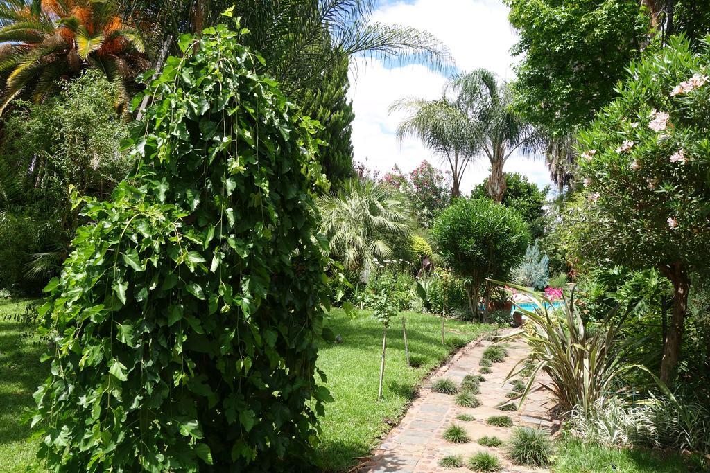 A La Fugue Hotel Upington Buitenkant foto