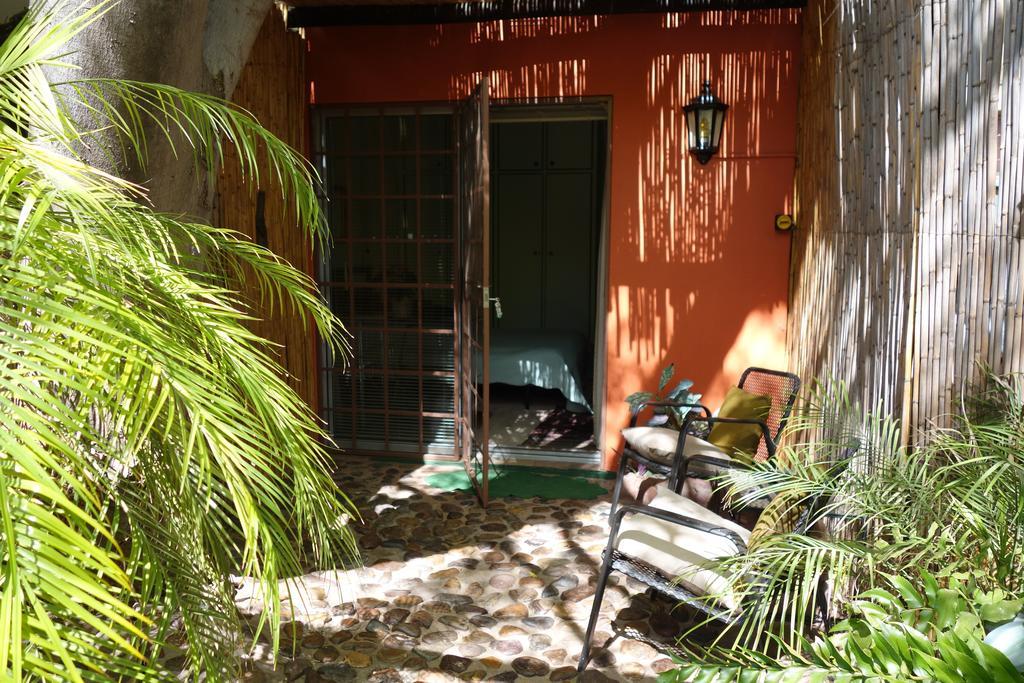 A La Fugue Hotel Upington Buitenkant foto