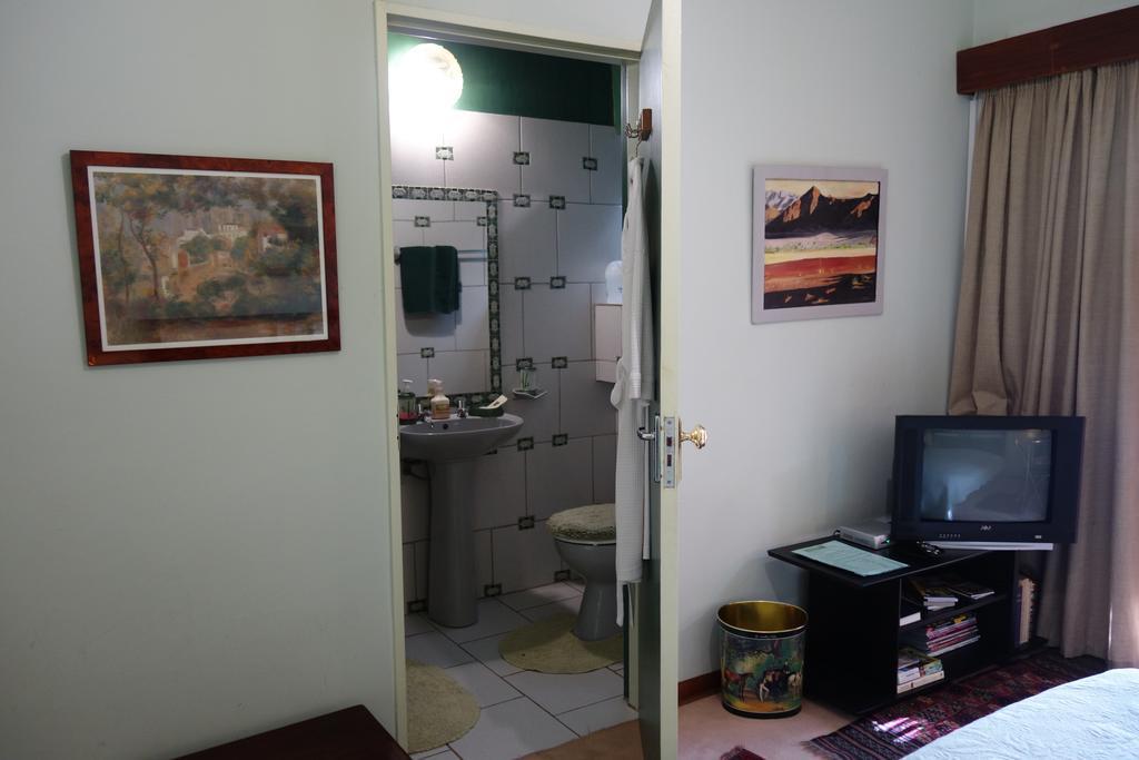 A La Fugue Hotel Upington Buitenkant foto